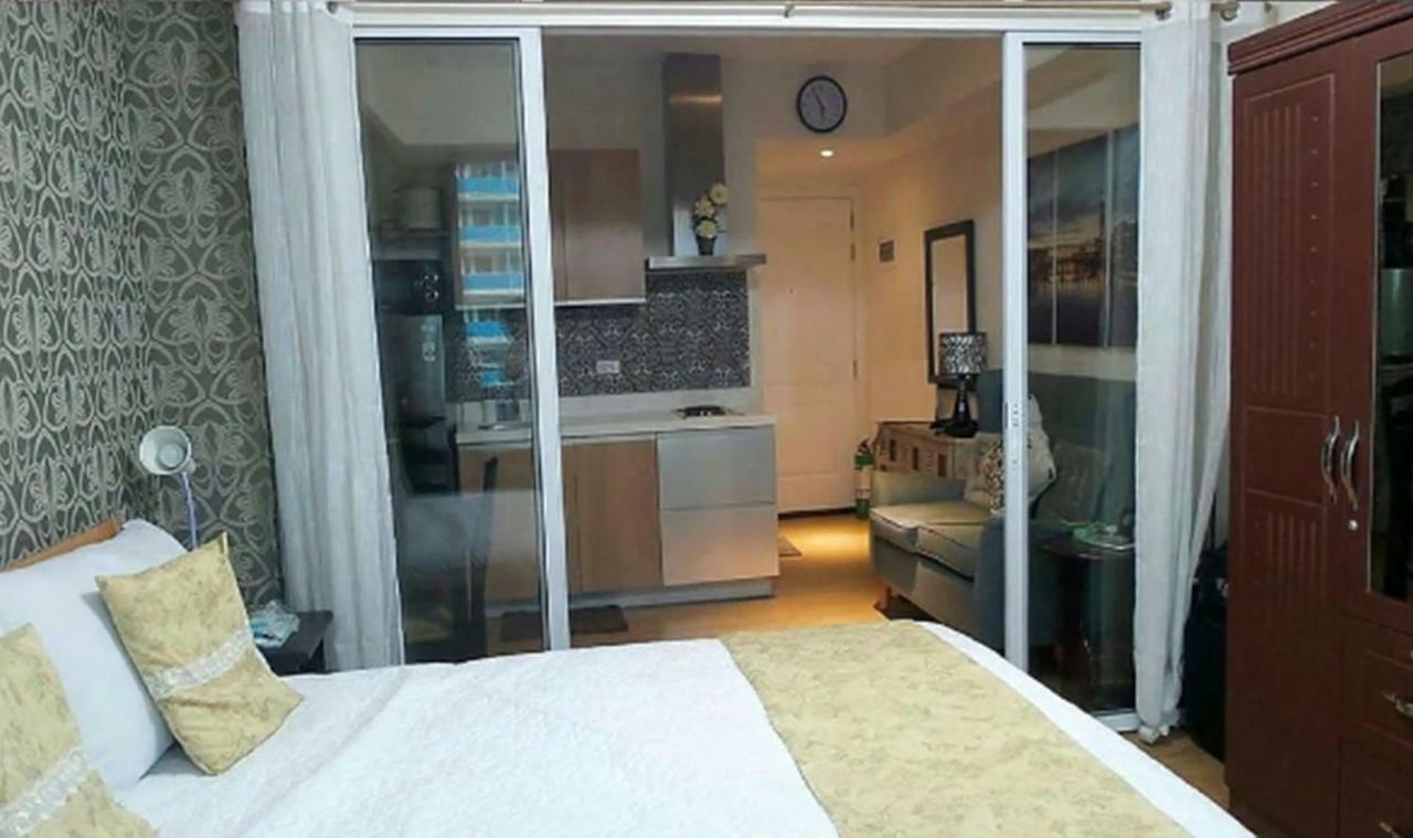 Azure C7 Balcony, Wifi, Near Mall Airport Manila Exterior photo